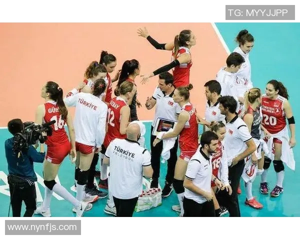 专访李芳：深入探讨她在排球领域取得成功的秘诀与经验分享