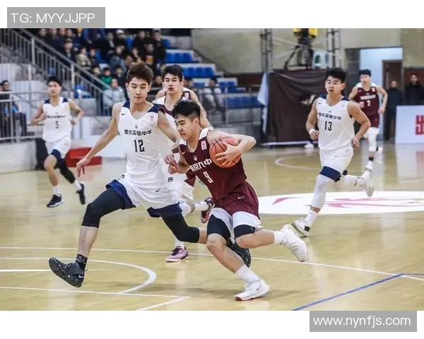 南京足球队在最新状态排行榜中名列第七展现出强劲实力与潜力 南京足球队在最新状态排行榜中名列第七展现出强劲实力与潜力