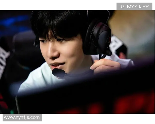 赛后复盘IG与FPX对决中的节奏变化与战术解析 赛后复盘IG与FPX对决中的节奏变化与战术解析