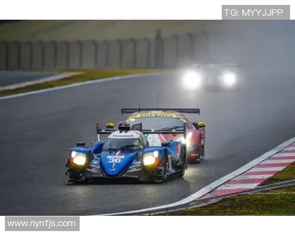 上海足球队在耐力排行榜中荣登第二名展现出强大实力与潜力